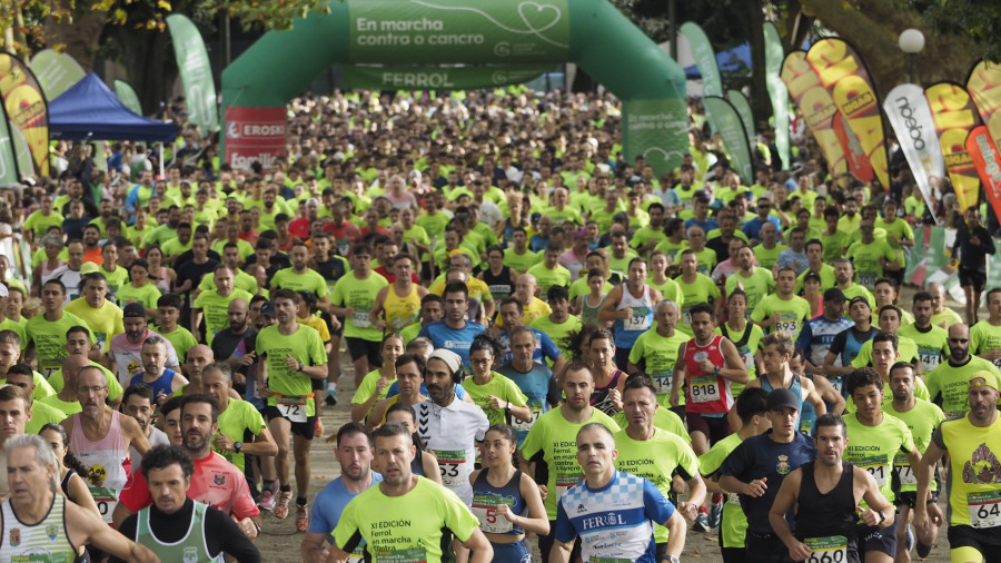 Una marea verde de más de 4.000 personas sale a la calle para apoyar la lucha contra el cáncer