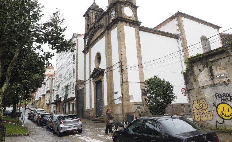 Las sepulturas de los servitas de Ferrol salen a la luz en la iglesia de Dolores