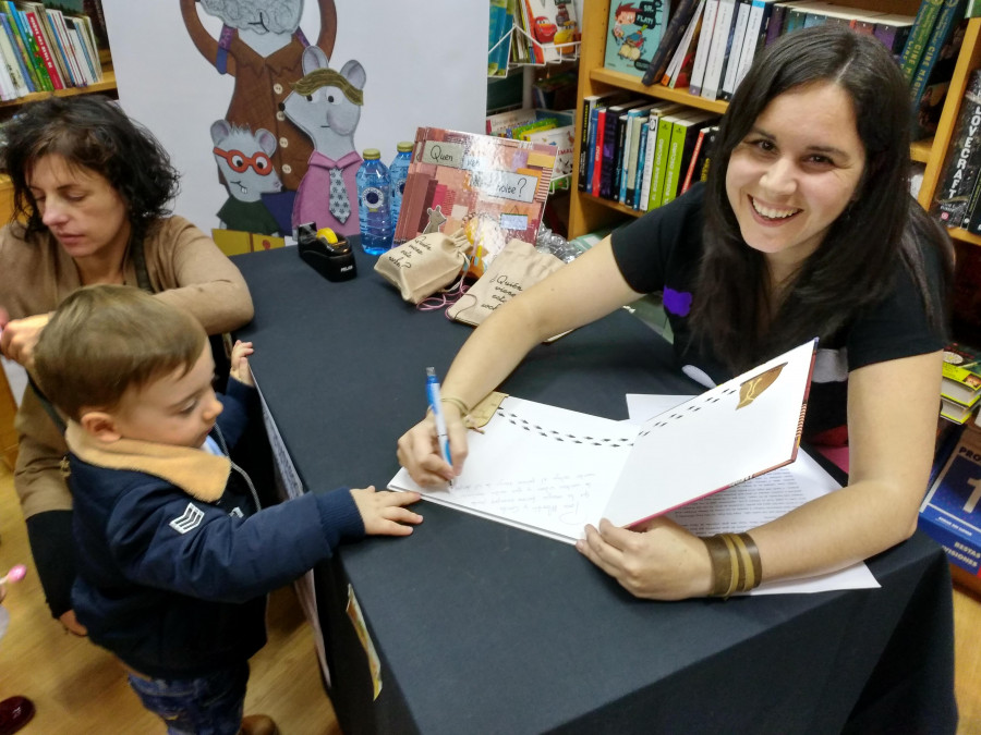 El espectáculo familiar “Un universo na túa maleta” celebra el Día de las Bibliotecas en Ares