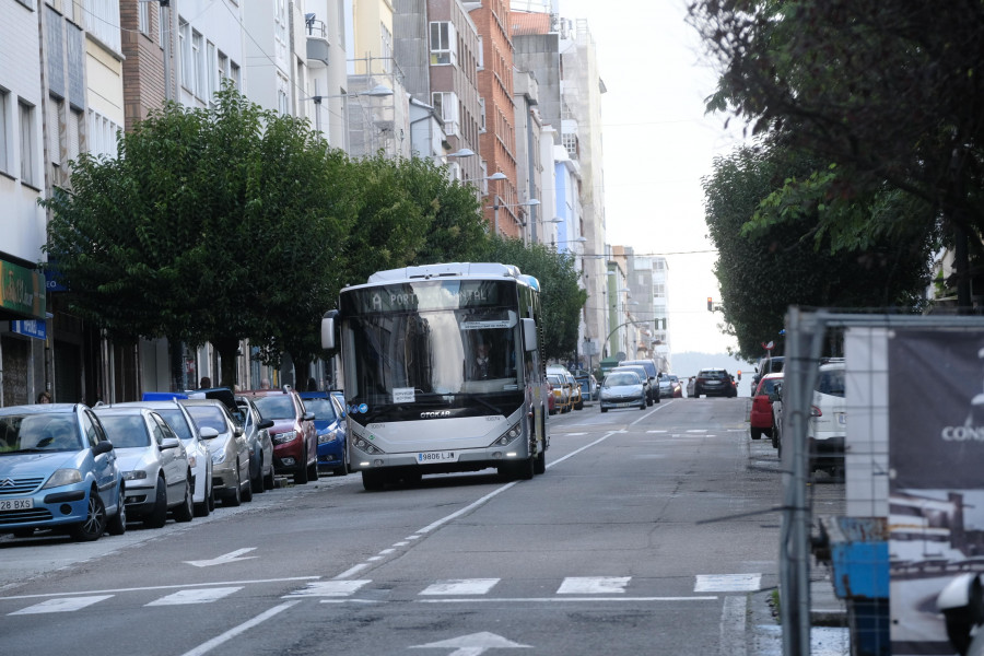 La huelga en el transporte de viajeros afecta a las conexiones de la comarca y se solapa con la de buses de Ferrol