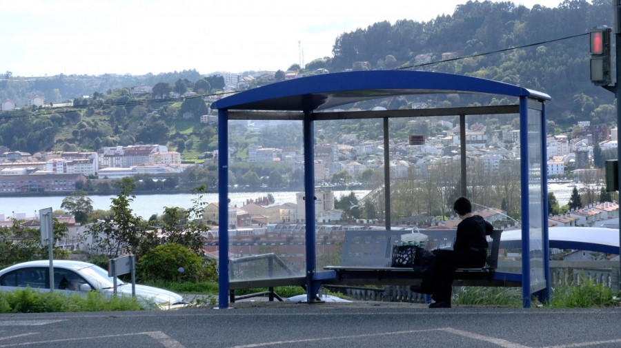 El gobierno gallego aprueba inicialmente la mejora de diez paradas de autobús en Cabanas