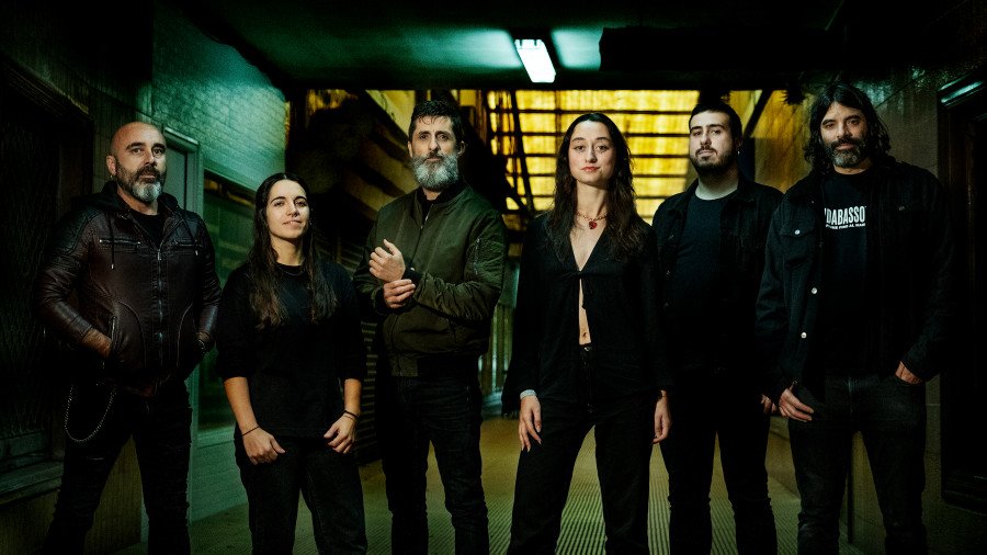 Loita Amada presenta o seu último álbum e tres novos integrantes do equipo