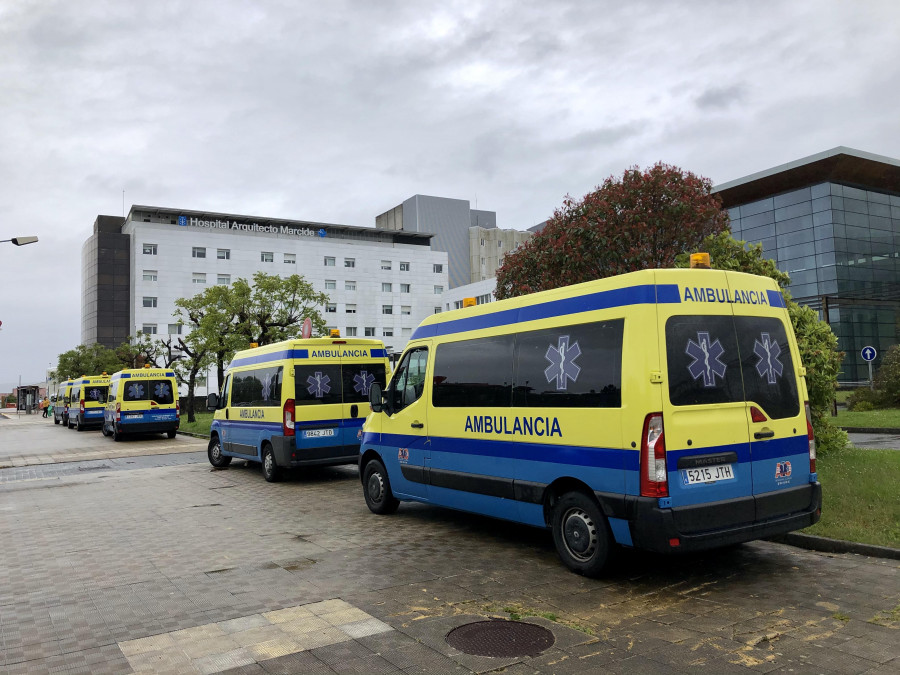 Un herido en un accidente en Mugardos recibe asistencia del 061