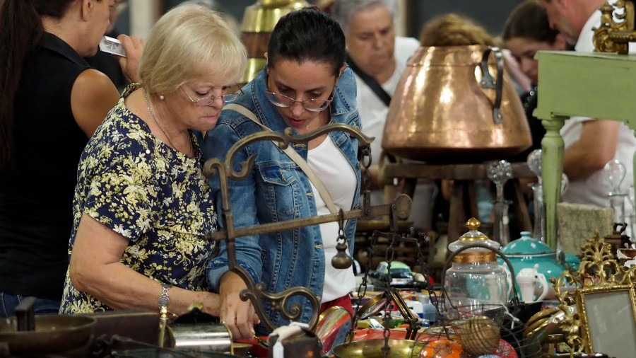 El mercado de segunda mano regresará en diciembre a Narón en su decimoquinta edición