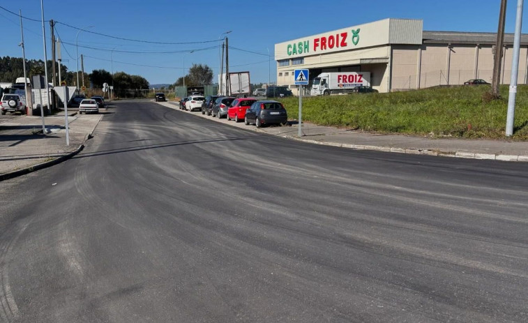 Cabanas culmina el aglomerado de dos viales en Vilar do Colo