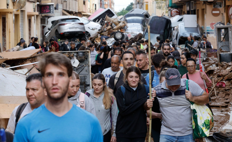 Ferrolterra se vuelca con los afectados por la DANA con varias acciones solidarias