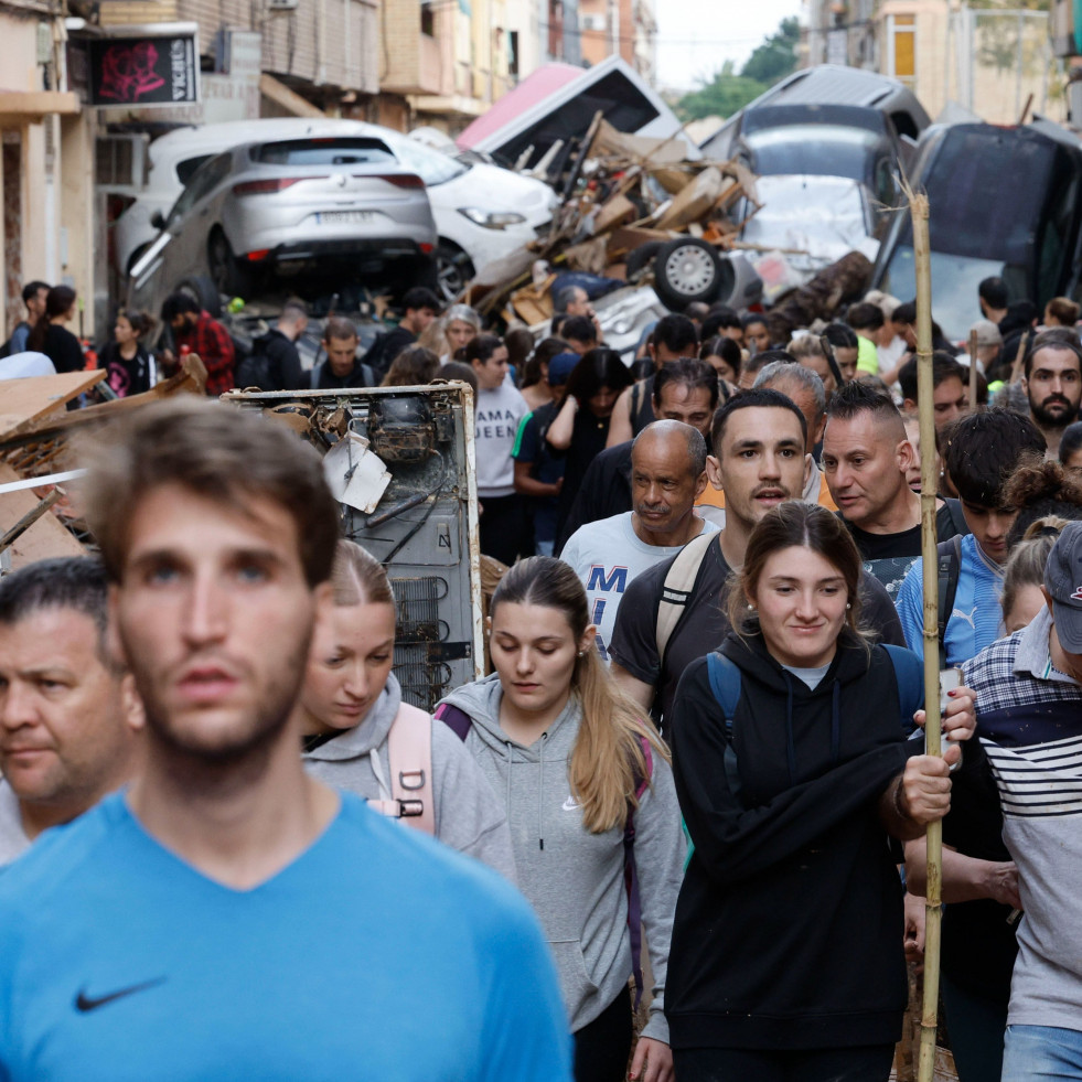 Ferrolterra se vuelca con los afectados por la DANA con varias acciones solidarias