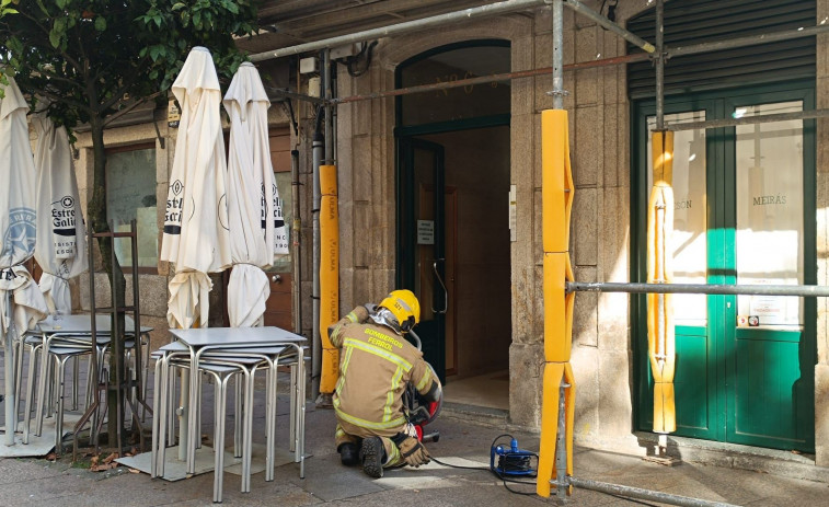 Una sartén ardiendo moviliza un amplio operativo en la calle del Carmen de Ferrol