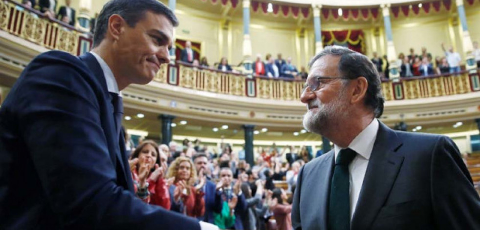 Rajoy señala a Sánchez, 