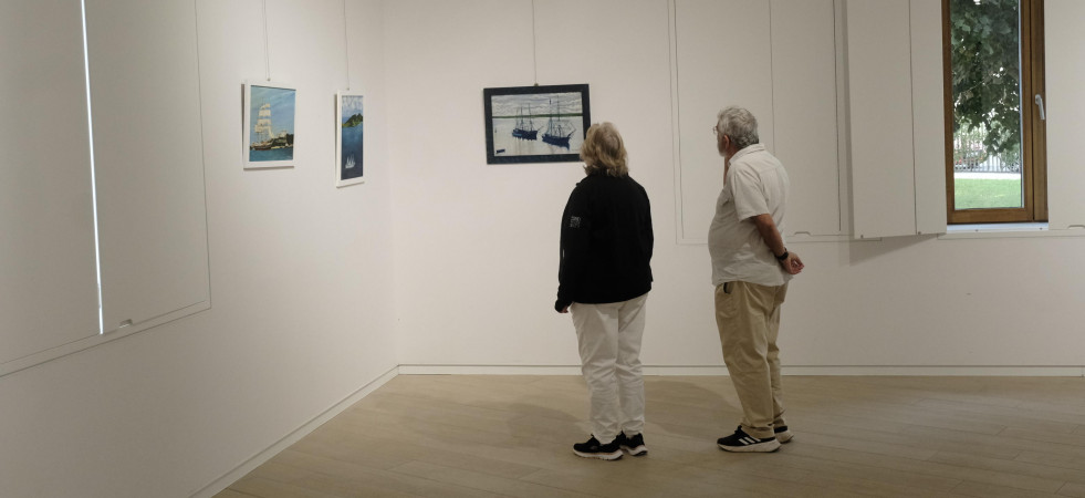 Las pintoras de la Sociedad Artística Ferrolana exponen en la sala Curuxeiras