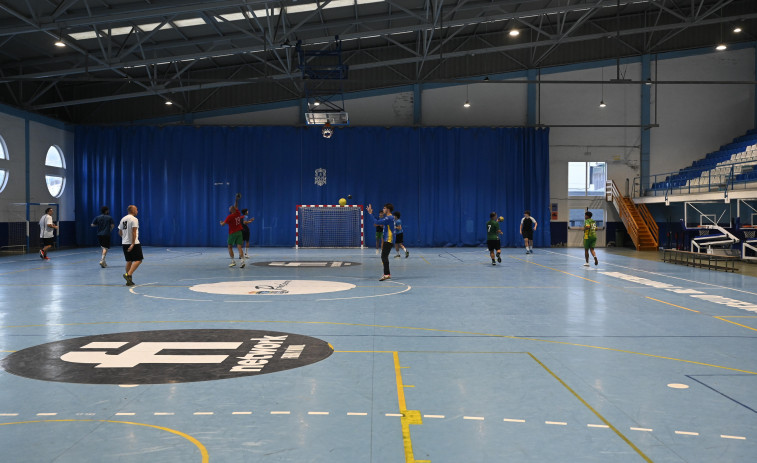 Pontedeume acoge este sábado el X Torneo de veteranos de balonmano