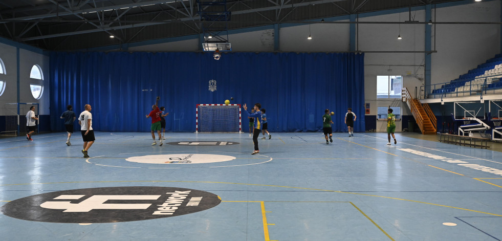 Pontedeume acoge este sábado el X Torneo de veteranos de balonmano