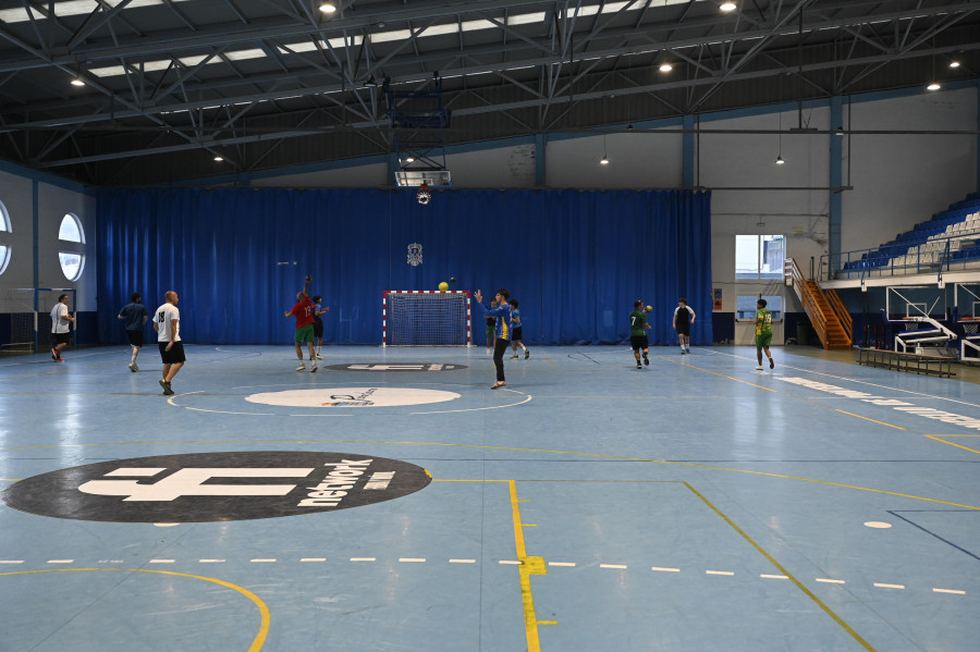 Pontedeume acoge este sábado el X Torneo de veteranos de balonmano