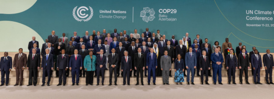 Medio centenar de líderes mundiales desfilaron por la cumbre del clima de Bakú en su segunda jornada