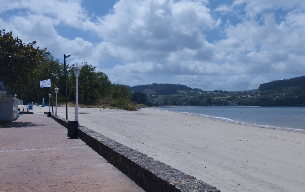 Avanza el proyecto para regenerar la playa cedeiresa de A Magdalena