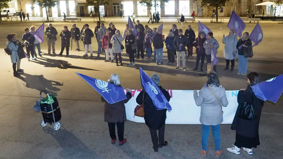 Repulsa en Ferrol por el crimen machista de Estela Blach en Baiona