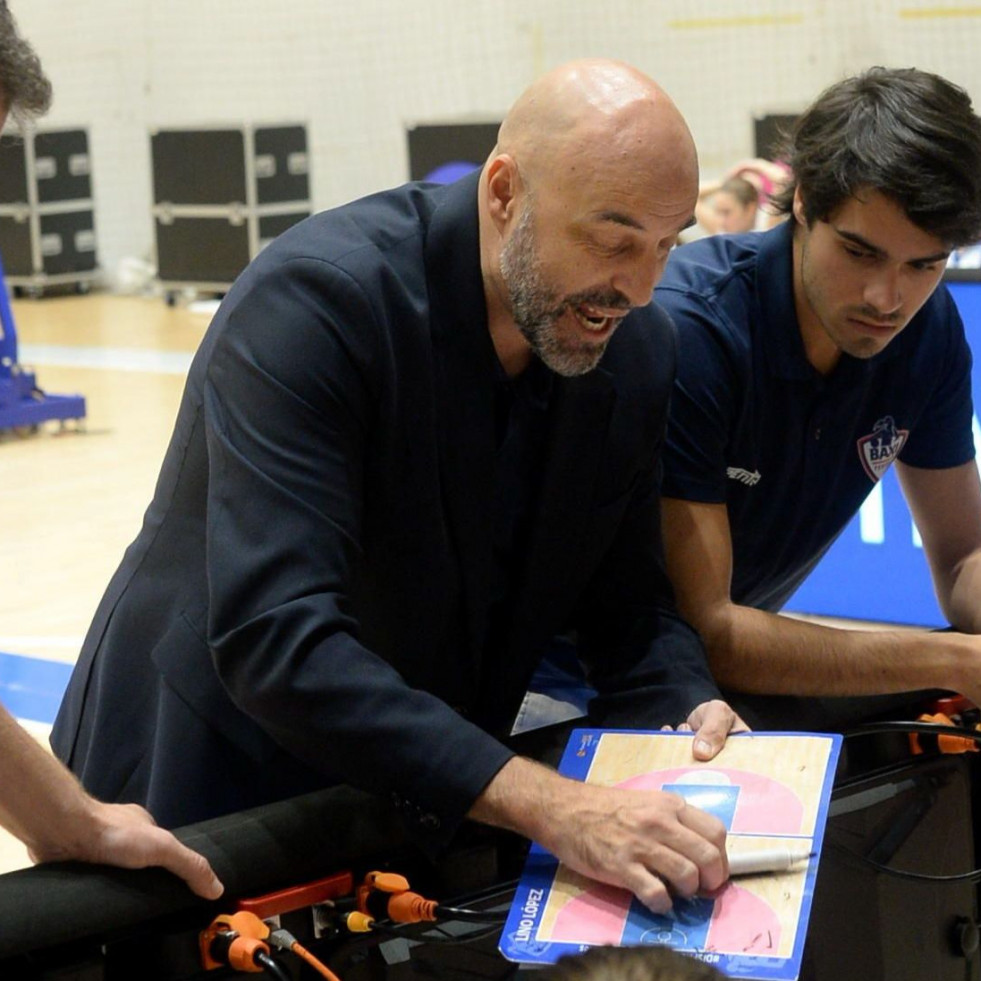 Lino López, técnico del Baxi Ferrol: “No hemos sido capaces de tener el control del partido, ni atacar ni leer las ventajas”