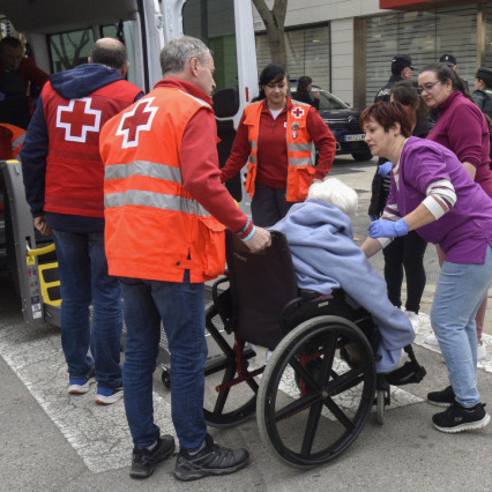 Diez muertos por inhalación de humo en el incendio de una residencia en Zaragoza