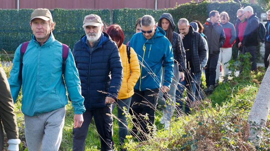 El Club de Montaña recuerda al grupo Alpinista Abrente con un acto y una ruta