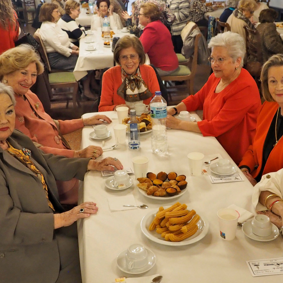 El Santo Entierro y la Merced organizan cafés solidarios previos a la Navidad