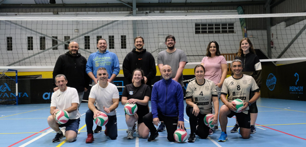 Las “viejas glorias” del voleibol toman de nuevo la pista de “Sansa”