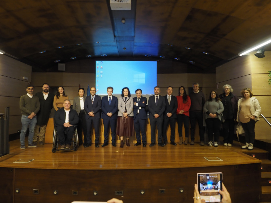 Ferrol Impacto analiza los proyectos de futuro de la ciudad