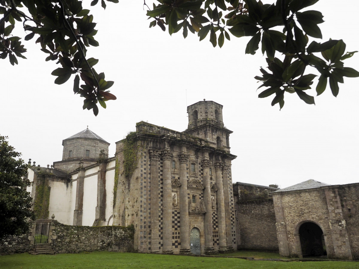 Monasterio de Santa María de Monfero Jorge Meis11