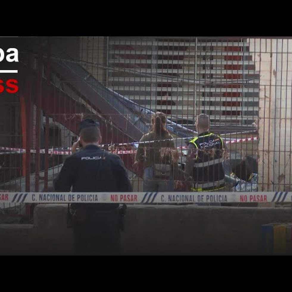 Muere un operario tras el derrumbre de parte del tejado de un colegio afectado por la dana