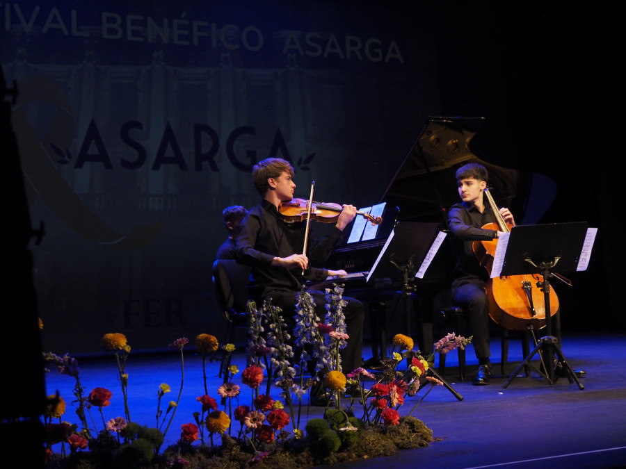 La entidad Asarga y la Asociación Contra el Cáncer celebraron en Ferrol sendos actos benéficos estos días