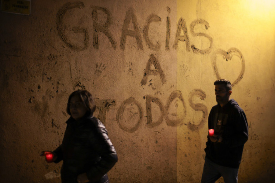 Trabajar “a destajo”, el mejor tributo al cumplirse el primer mes de la DANA para Mazón