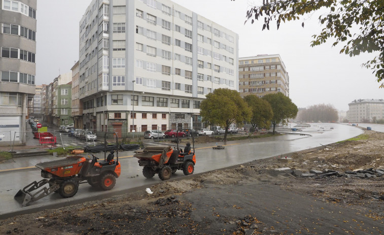 Malestar entre los vecinos ante la recta final de las obras de humanización de la avenida de As Pías