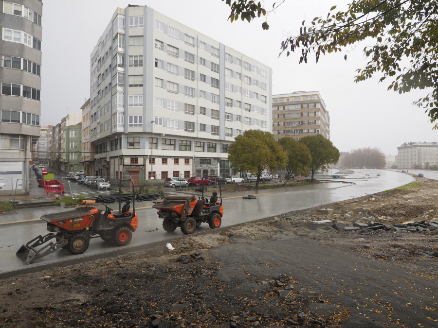 Malestar entre los vecinos ante la recta final de las obras de humanización de la avenida de As Pías