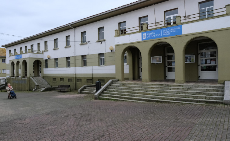 Adjudicada a CLN Incorpora la limpieza de escuelas y edificios públicos de Ferrol