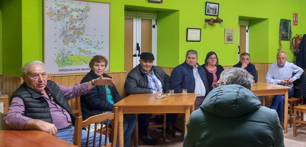 Las parroquias de San Sadurniño plantean sus demandas al Concello