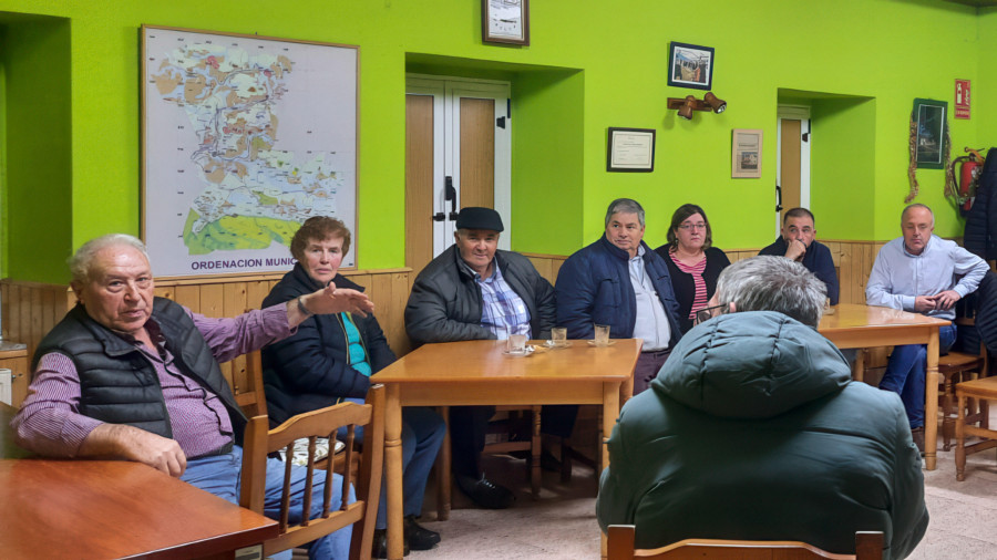 Las parroquias de San Sadurniño plantean sus demandas al Concello