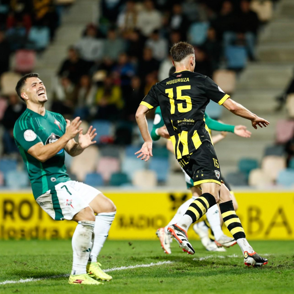 Encuentro de Copa entre el Racing y el Barakaldo @Emilio Cortizas (14)