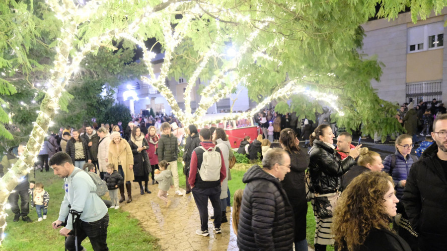 As Somozas, San Sadurniño y Cariño dan comienzo a las celebraciones navideñas