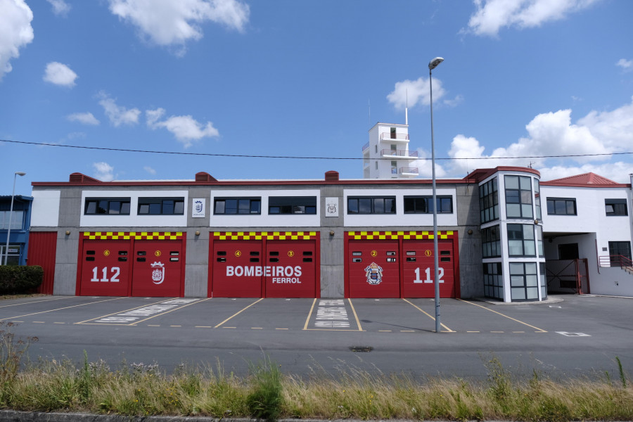 Ferrol dotará al servicio de bomberos de ocho nuevos profesionales