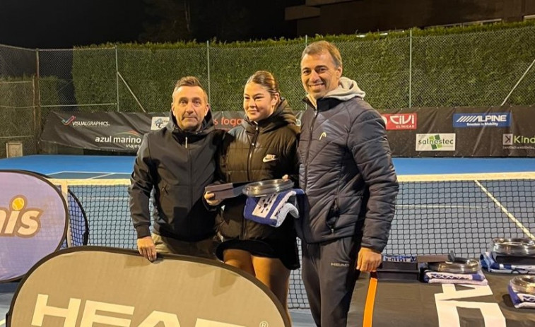 La tenista fenesa Noa Pena, campeona cadete del Máster Gallego