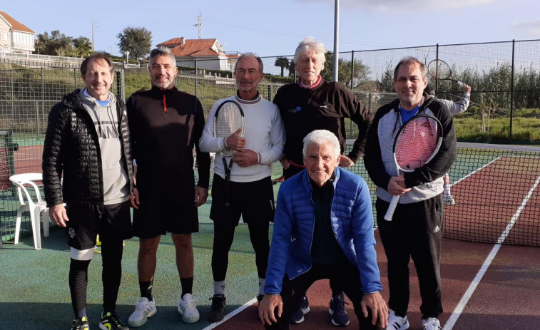 Los tenistas veteranos de Fene y Redes, a las finales gallegas