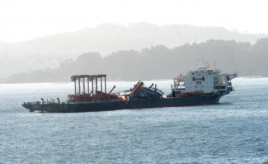 El BNG pregunta en el Congreso sobre el barco chino fondeado en la ría de Ares