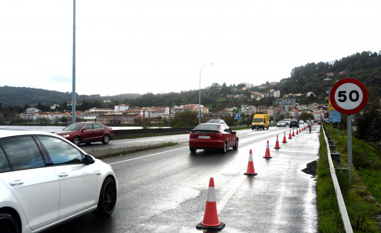 Pontedeume y Cabanas urgen una reunión para solucionar las retenciones por las obras en el puente