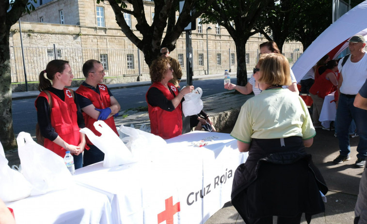 Cruz Roja de Ferrol, Ferrolán do Ano: Man Castro, COAG, HOAC y el Colexio de Médicos da Coruña son insignias de oro