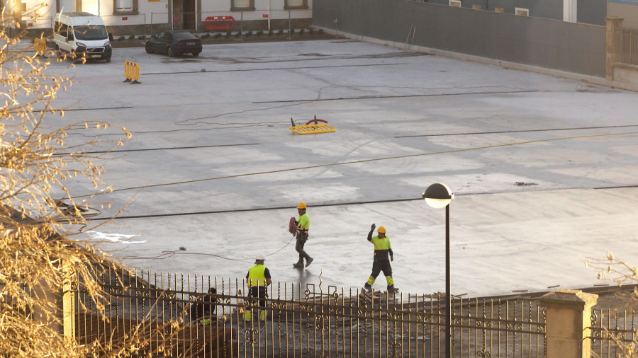 El aparcamiento central del puerto de Ferrol, con 162 plazas, se inaugurará en enero