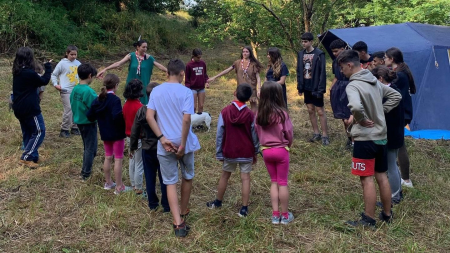 Chocolate, rifa, mercadillo y juegos solidarios este domingo con los scouts en Ferrol