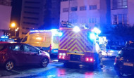 Cinco intoxicados, dos de ellos menores, en un incendio en la avenida Castelao de Ferrol