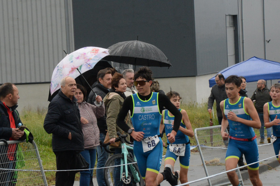 Mucha igualdad en el Duatlón de Narón