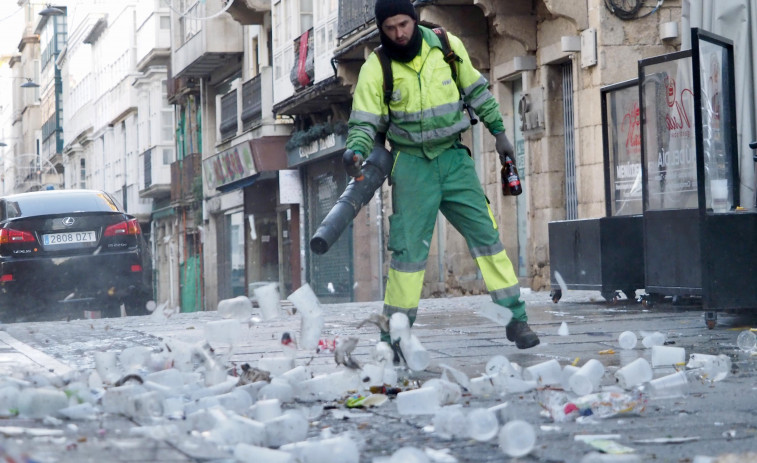 La plantilla de Urbaser desconvoca la huelga de recogida de basura prevista partir  el día 2