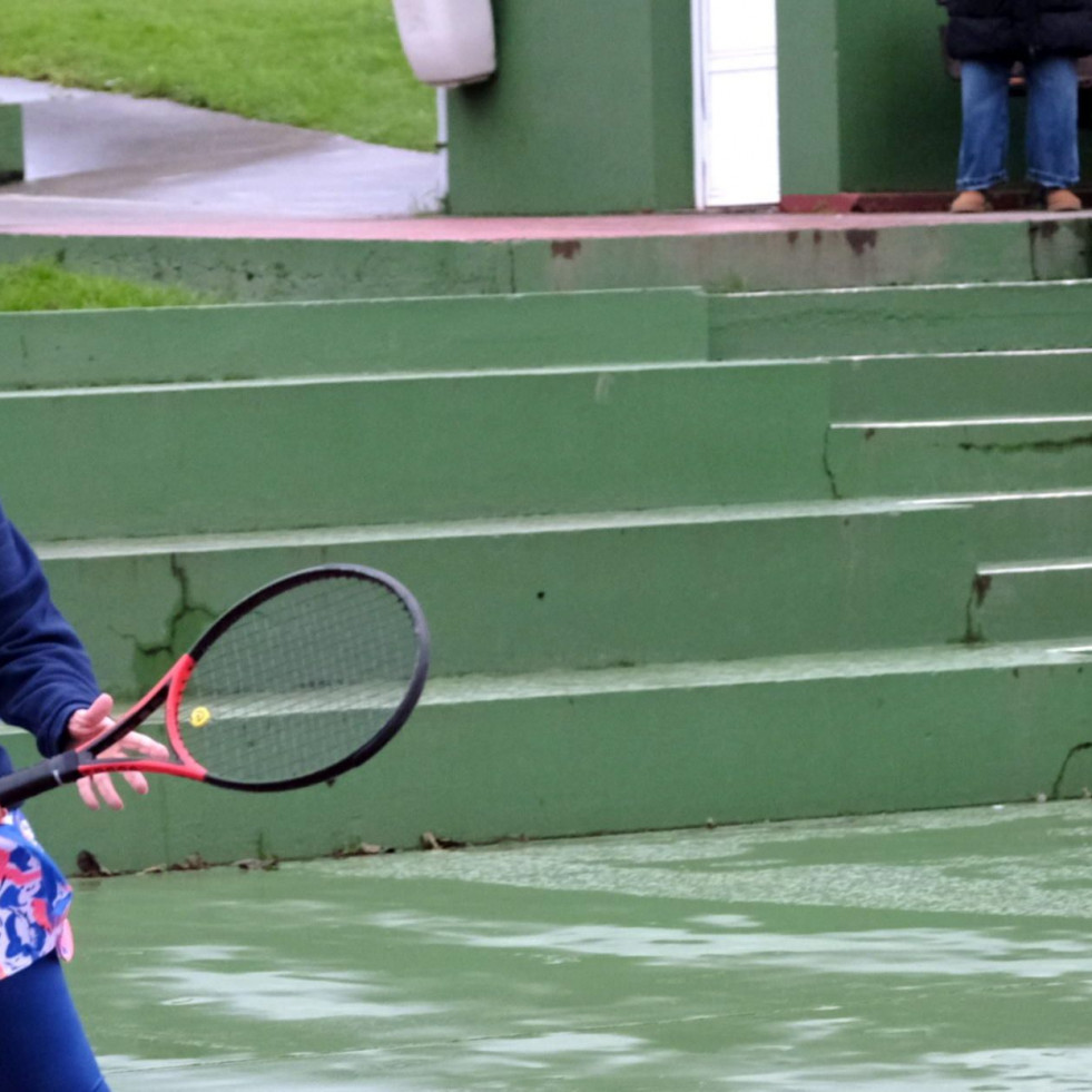 Puesta de largo de las pistas de tenis redenses en Navidad