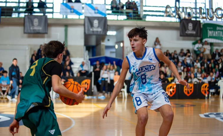 El ferrolano Jorge Niebla consigue un meritorio tercer puesto con Galicia